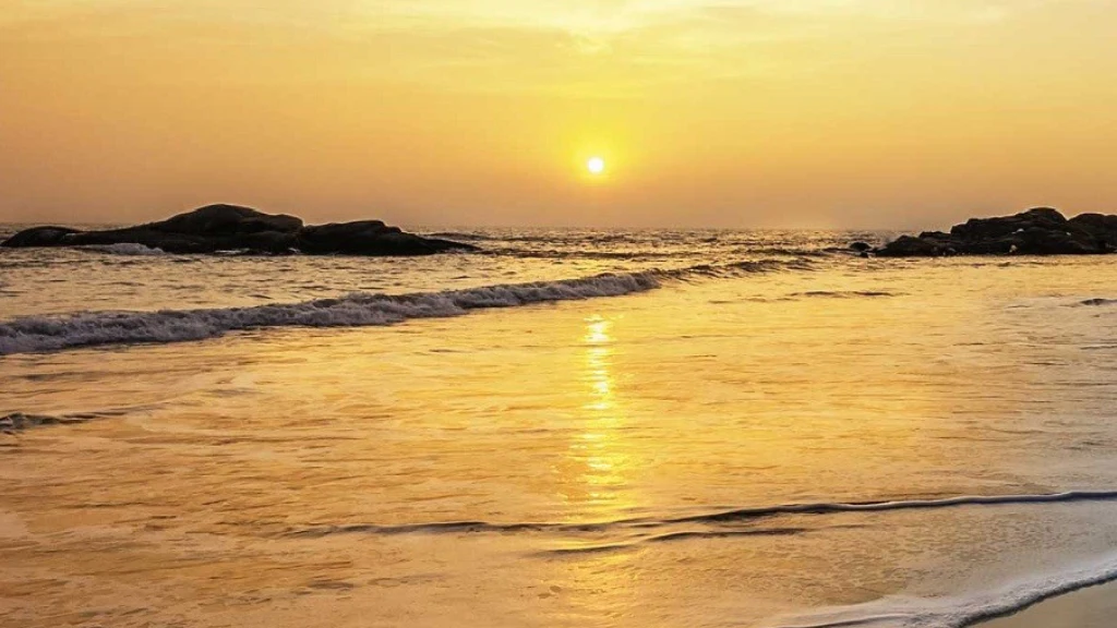 best resort near sasan gir,Gir Jungle Safari Resort,Resorts near Devalia Safari Park,resorts near somnath temple